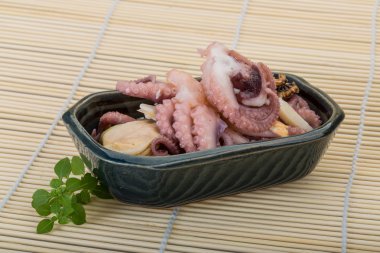 Deniz ürünleri kokteyl