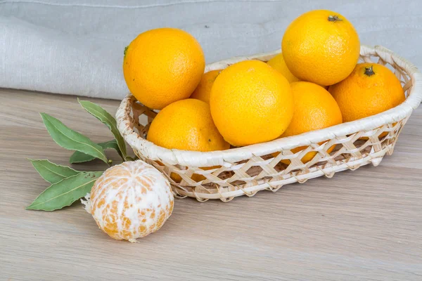 Mandarinen in der Schüssel — Stockfoto