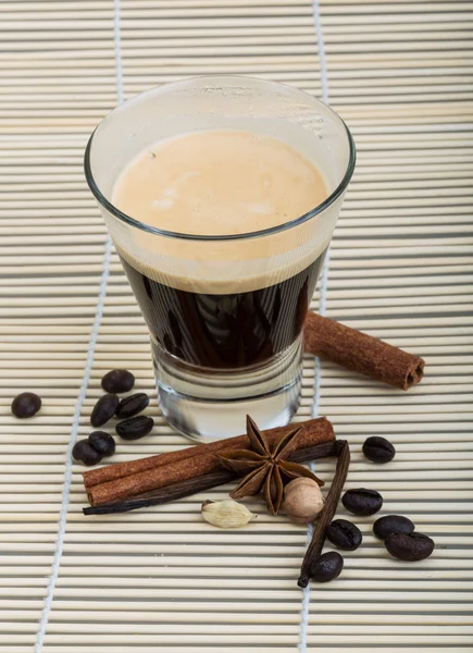 Kaffee Espresso im Glas — Stockfoto