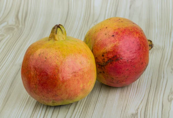 Gul granatäpple — Stockfoto