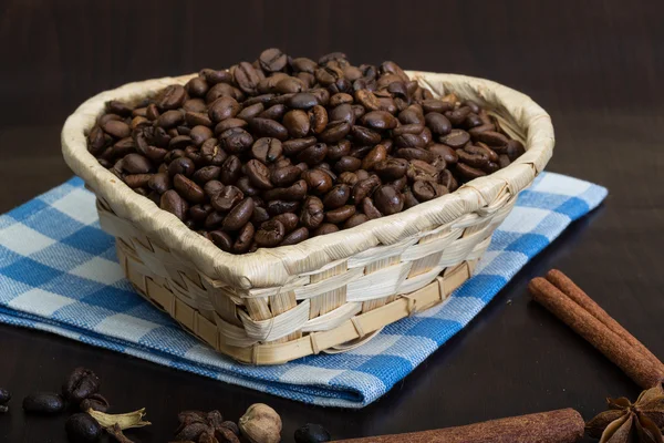 Roasted coffee beans — Stock Photo, Image