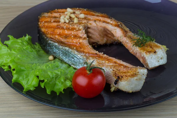 Filete de salmón a la parrilla —  Fotos de Stock