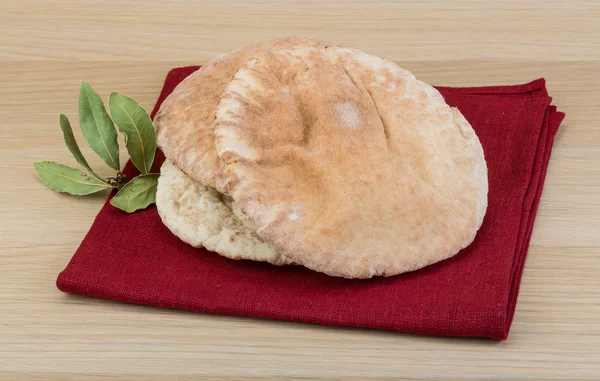 Chleb Pita z liści laurowych — Zdjęcie stockowe