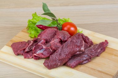 Ham geyik eti