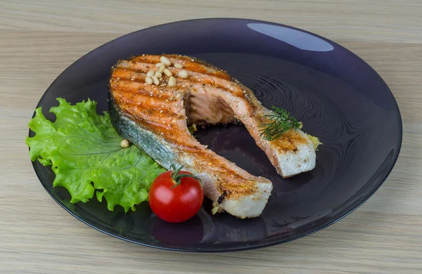 Gegrilde zalm steak — Stockfoto