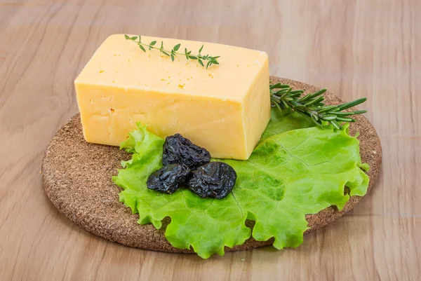 Yellow cheese — Stock Photo, Image