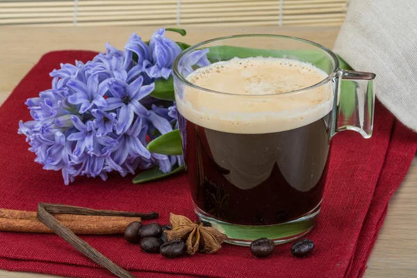 Caffè con fiore — Foto Stock