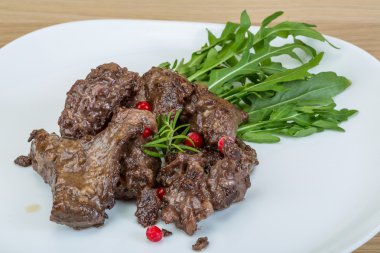 kavrulmuş geyik eti