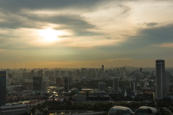 Uitzicht op singapore stad skyline — Stockfoto