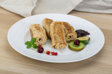 çilek ile Pancakes