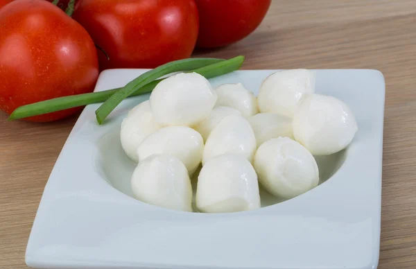 Bolas de queso Mozzarella —  Fotos de Stock