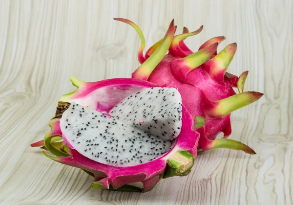 Fruta del fragón —  Fotos de Stock