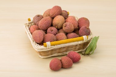 Tropikal meyve - lychee