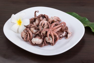 haşlanmış ahtapot