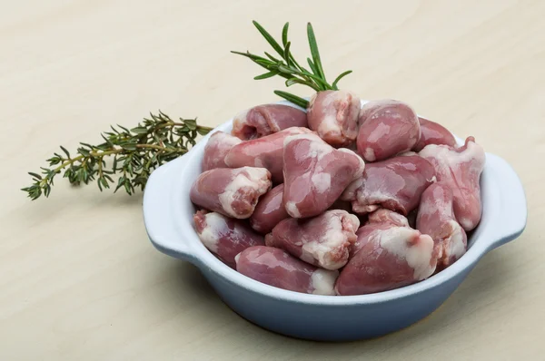 Raw chicken hearts — Stock Photo, Image