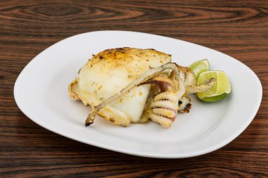 ızgara mürekkep balığı