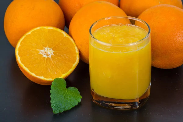 Jugo de naranja —  Fotos de Stock