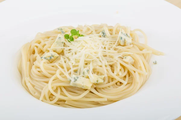 Peynirli spagetti. — Stok fotoğraf