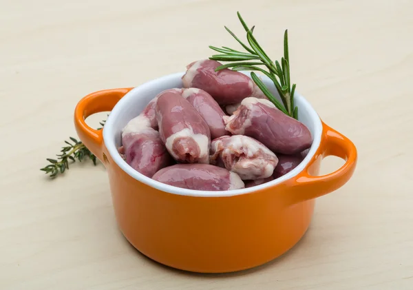 Raw chicken hearts — Stock Photo, Image