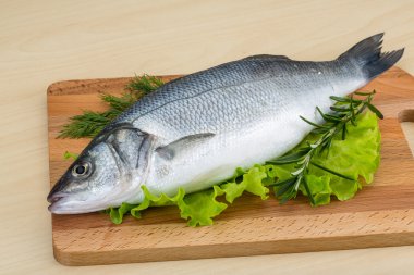 çiğ levrek