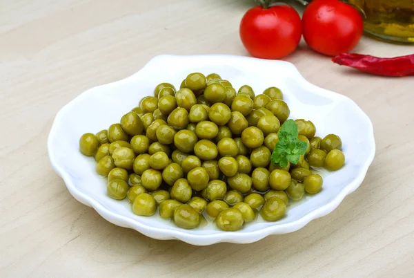 Green canned peas — Stock Photo, Image