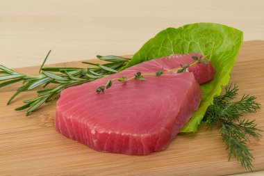 çiğ orkinos biftek