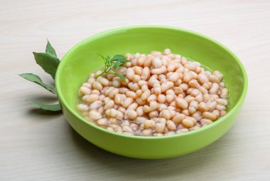 Beyaz fasulye konserve