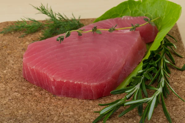 Raw tuna steak — Stock Photo, Image