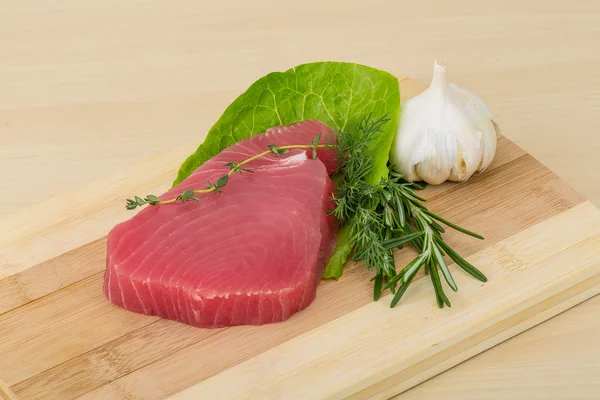 Bistecca di tonno crudo — Foto Stock