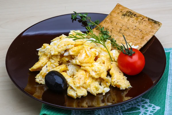 Huevos revueltos con tomate — Foto de Stock