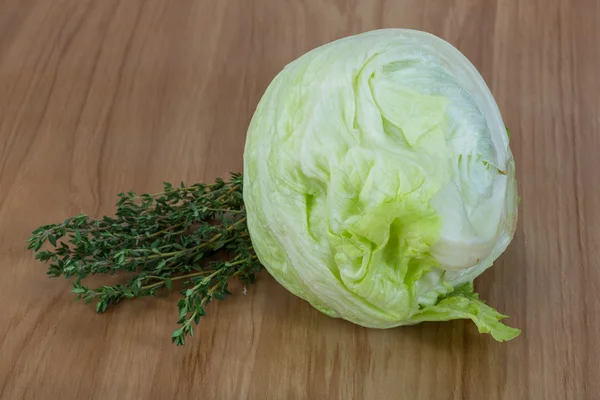 Insalata di iceberg — Foto Stock