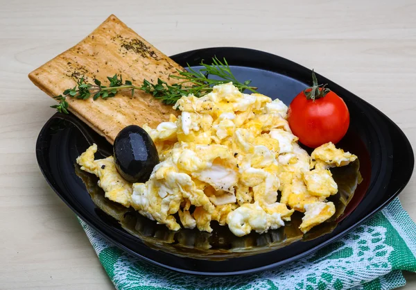 Huevos revueltos con tomate —  Fotos de Stock