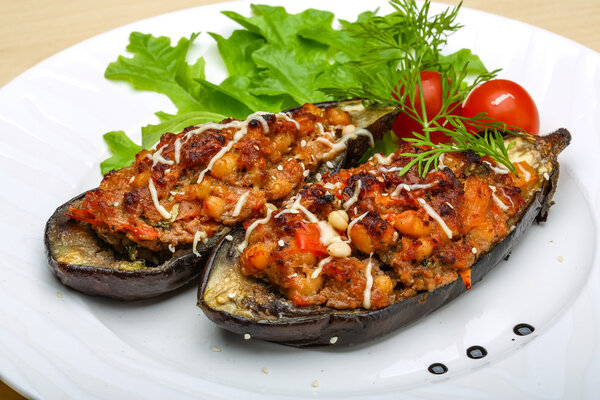 Eggplant stuffed minced meat