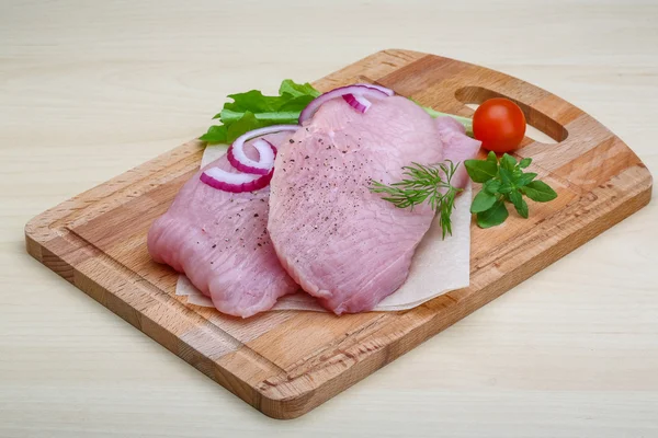 Putensteak roh — Stockfoto