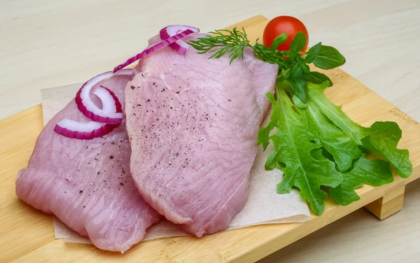 Putensteak roh — Stockfoto