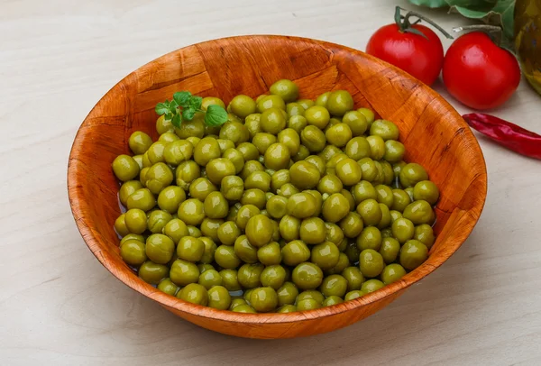 Green canned peas — Stock Photo, Image