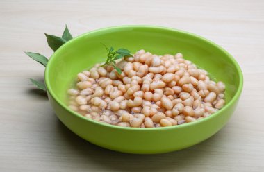 Beyaz fasulye konserve