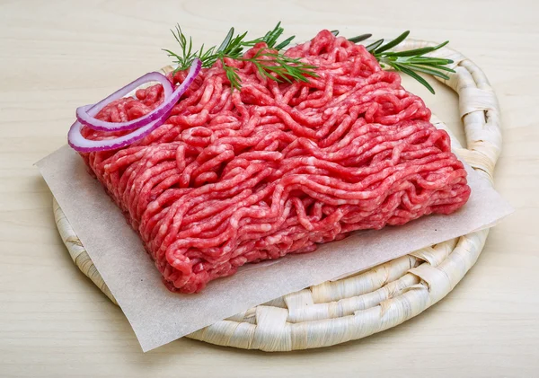 生の牛肉ひき肉 — ストック写真