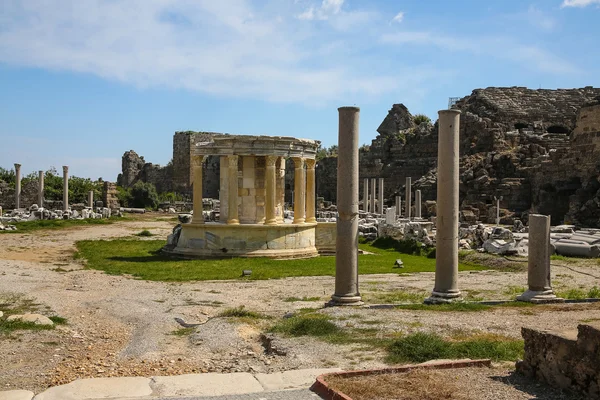 Ruinas laterales en Turquía — Foto de Stock