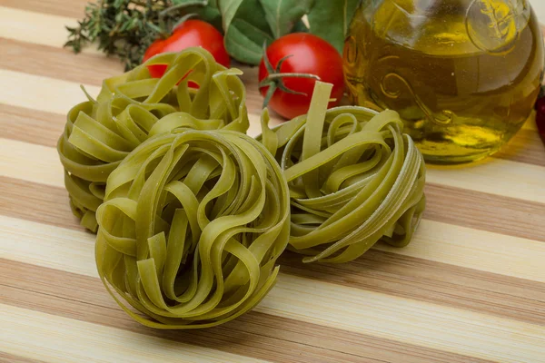 Fetuccine de espinacas verdes — Foto de Stock