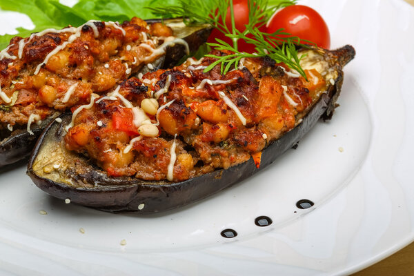 Eggplant stuffed minced meat