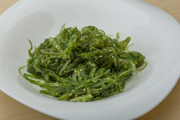 Susam chuka salatası