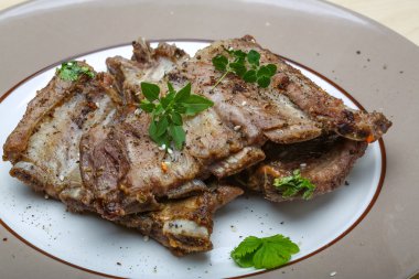 kavrulmuş Domuz kaburga