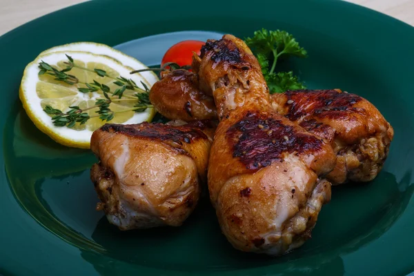 Cosce di pollo arrosto — Foto Stock