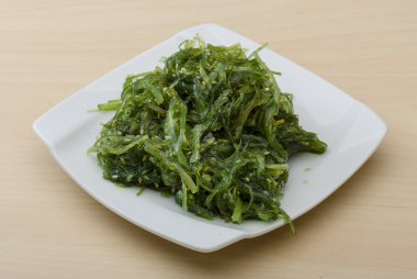 Susam chuka salatası