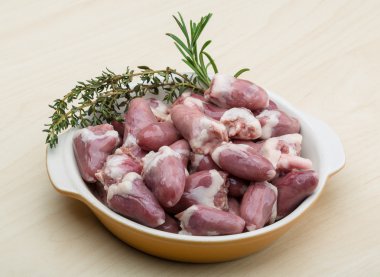 çiğ tavuk Kalpler