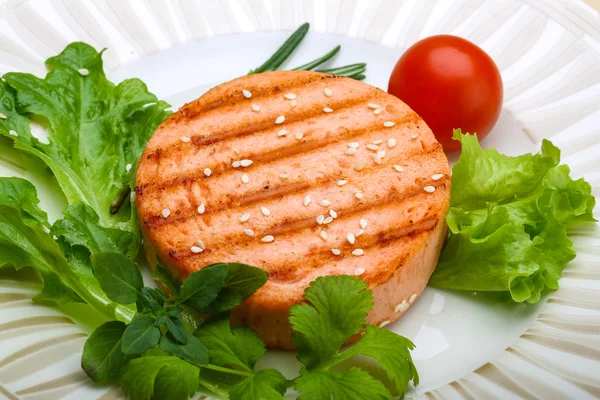 Chuleta de hamburguesa de salmón — Foto de Stock