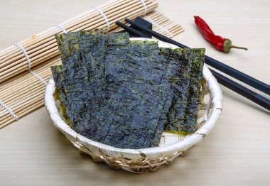 nori yaprak