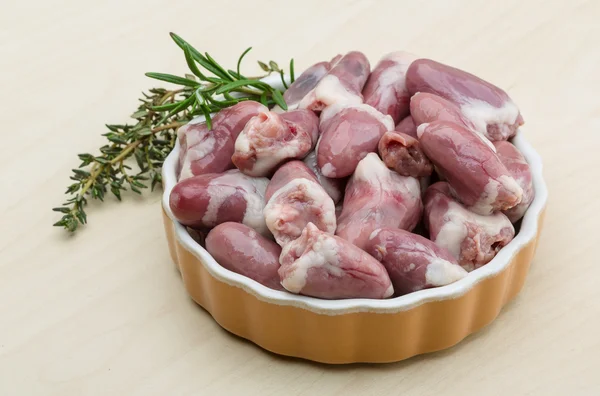 Raw chicken hearts — Stock Photo, Image