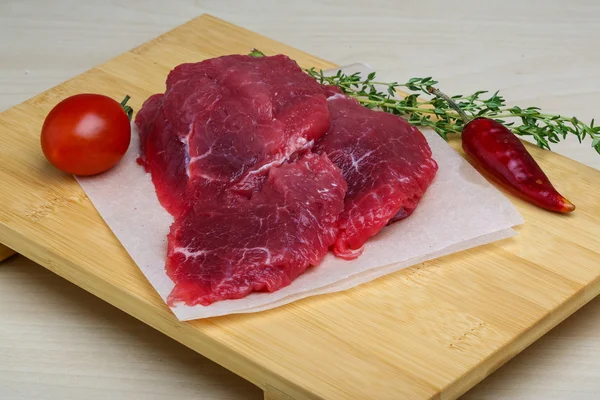 Raw beef — Stock Photo, Image